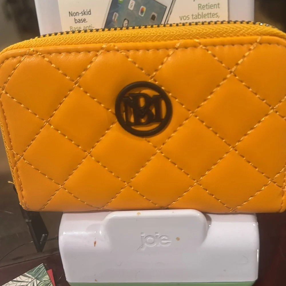 Quilted Yellow Zip-Around Wallet - Picture 2 of 5